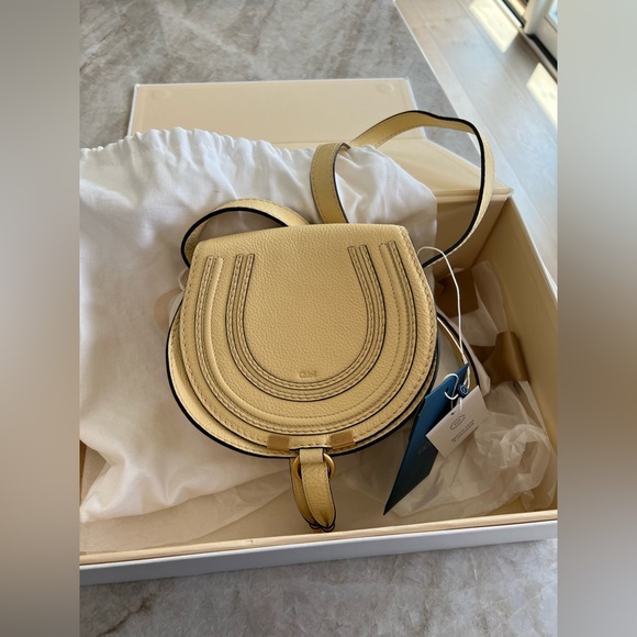 NWT Chloe round mini Marcie bag, Softie Yellow - Picture 2 of 12